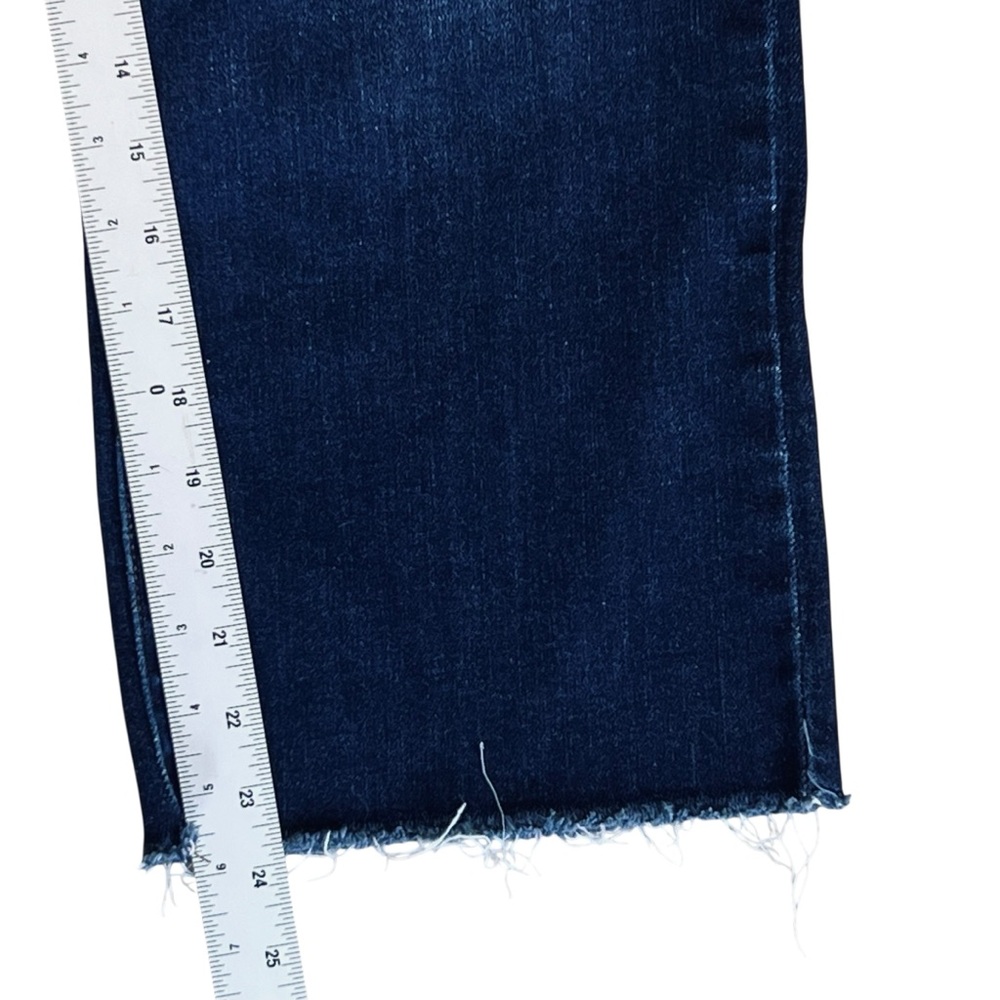 Judy Blue Mid-Rise Wide Leg Cropped Jeans in Blue - Picture 12 of 13